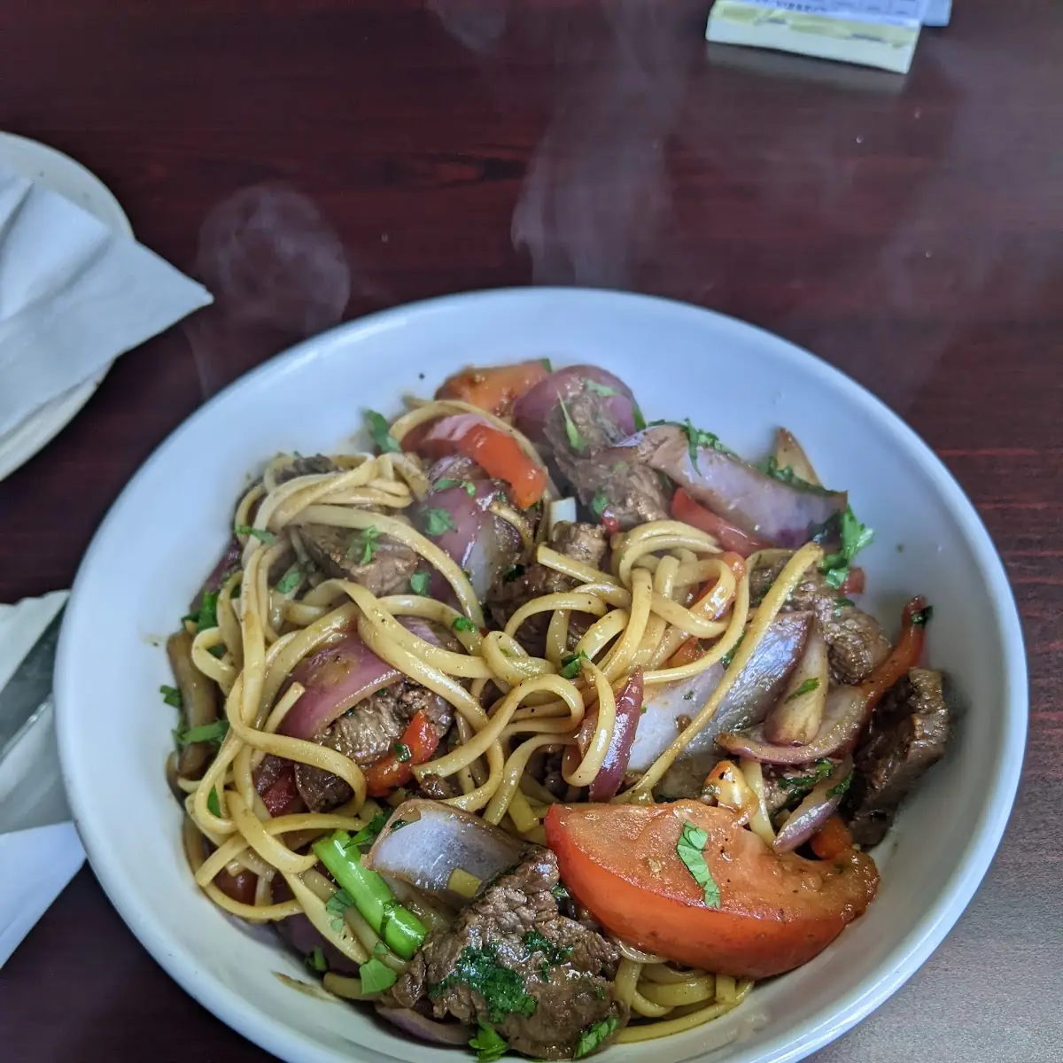 Tallarin Saltado de Carne