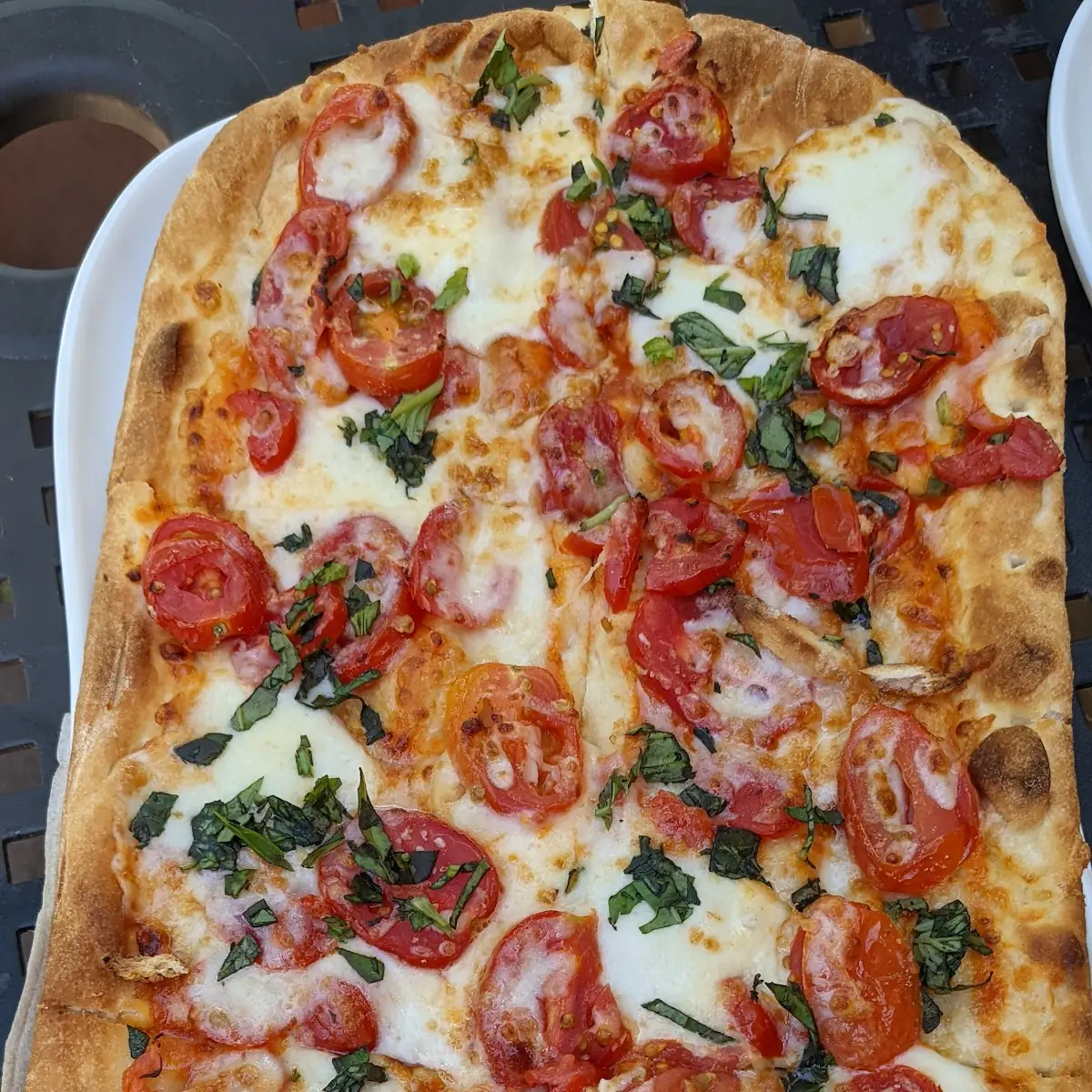 Margherita Flatbread Pizza