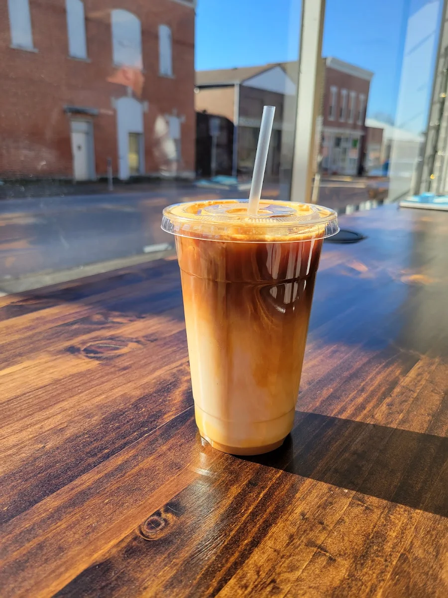 Iced Caramel Macchiato