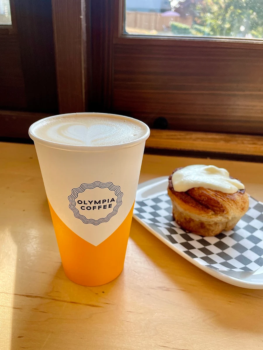 Latte & Cinnamon Roll