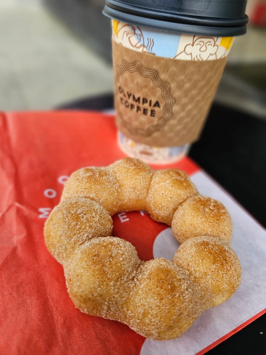 Mochi Donut Cinnamon Sugar