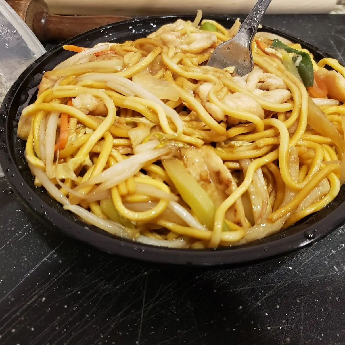 Chicken Lo Mein