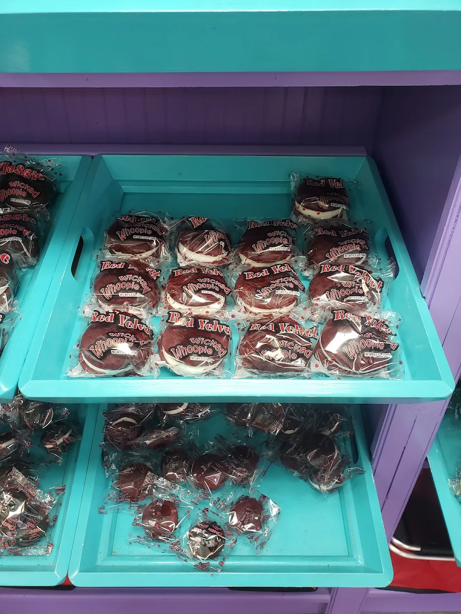 Red Velvet Whoopie Pie