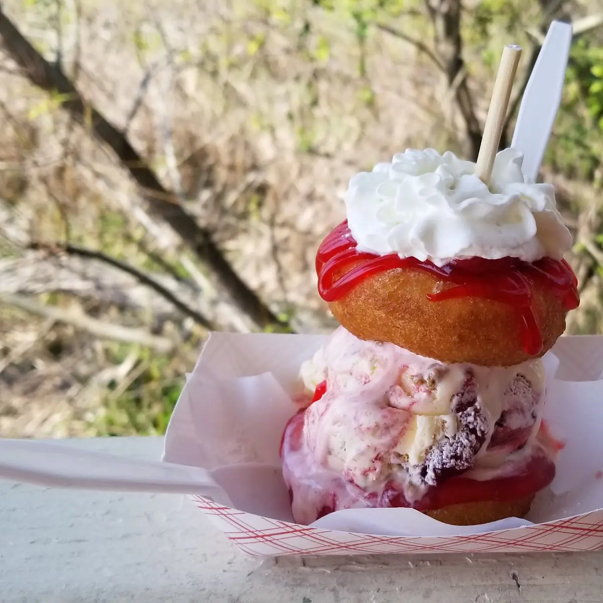 Strawberry Short Cake Donutz With
