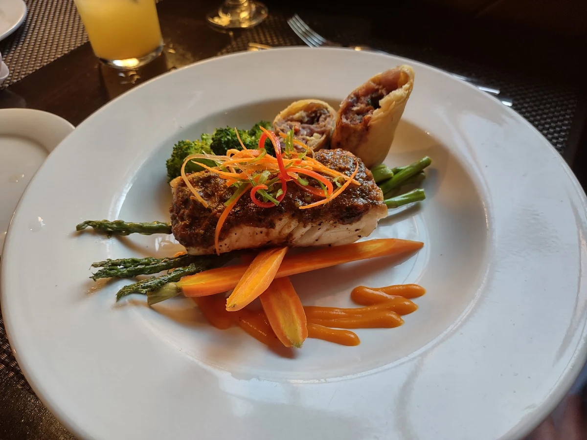 Halibut Dinner, 112 Restaurant & Lounge