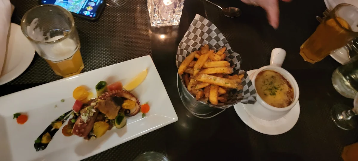Truffle Fries, 112 Restaurant & Lounge