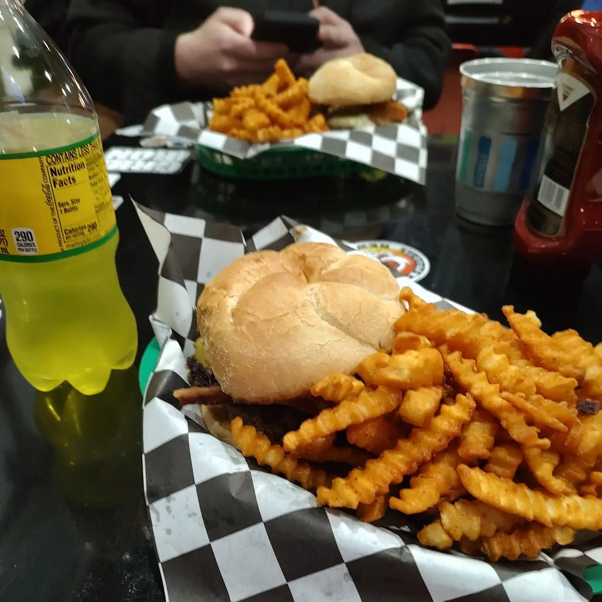 Cheeseburgers with Crinkle Cut Fries
