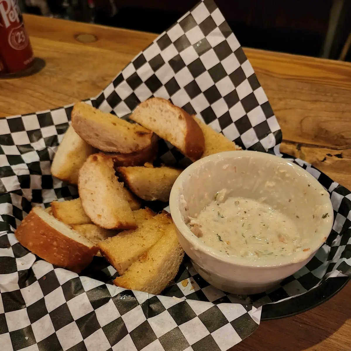 Crab Dip and Garlic Bread