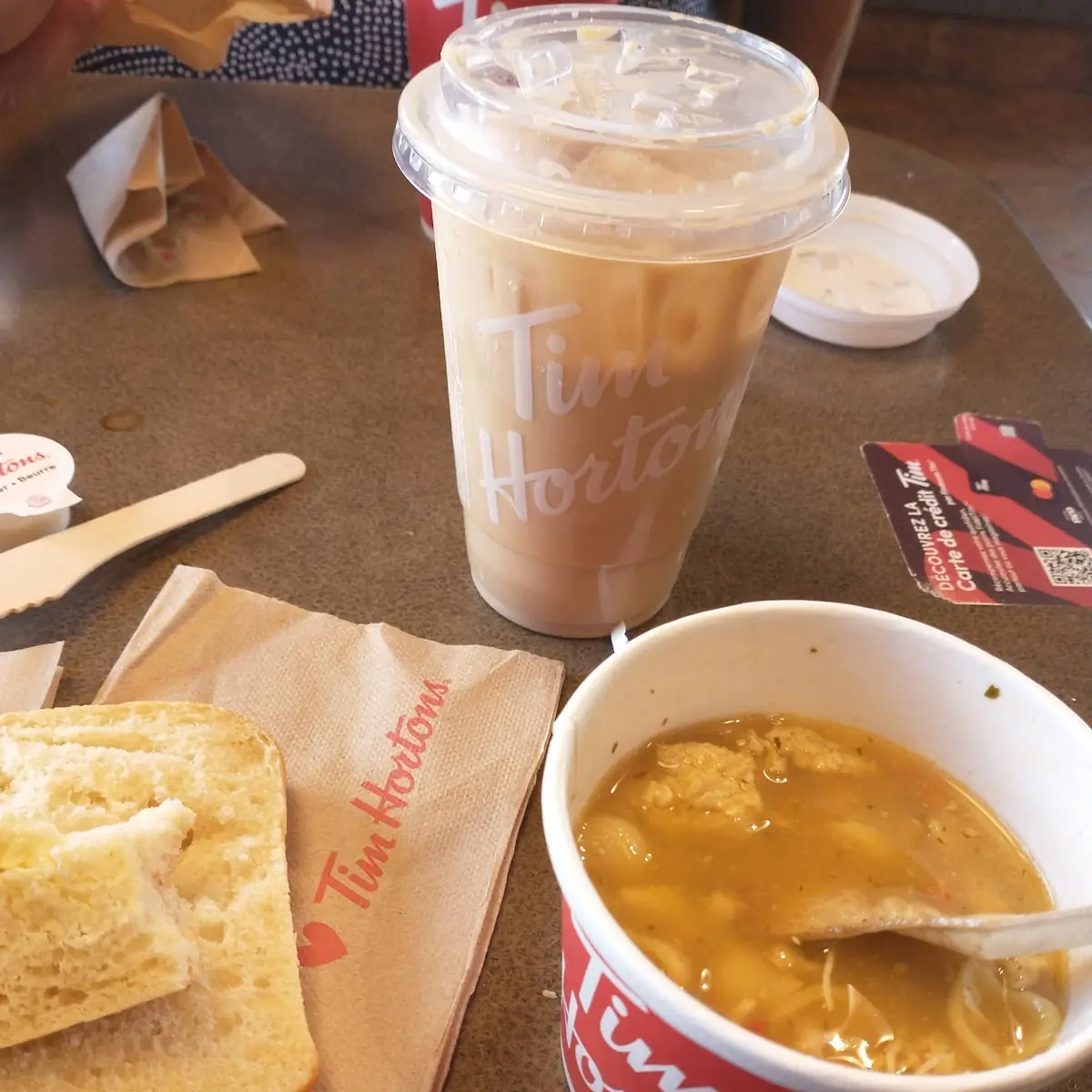 Sopa de Pollo Con Noddles