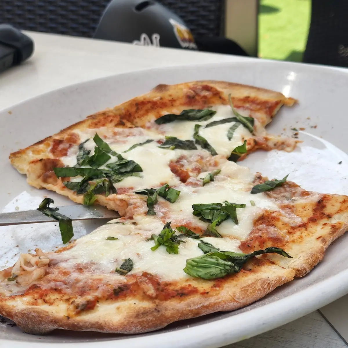 Margherita Flatbread Pizza