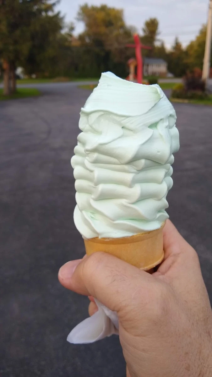 Creme De Mint Soft Serve Ice Cream