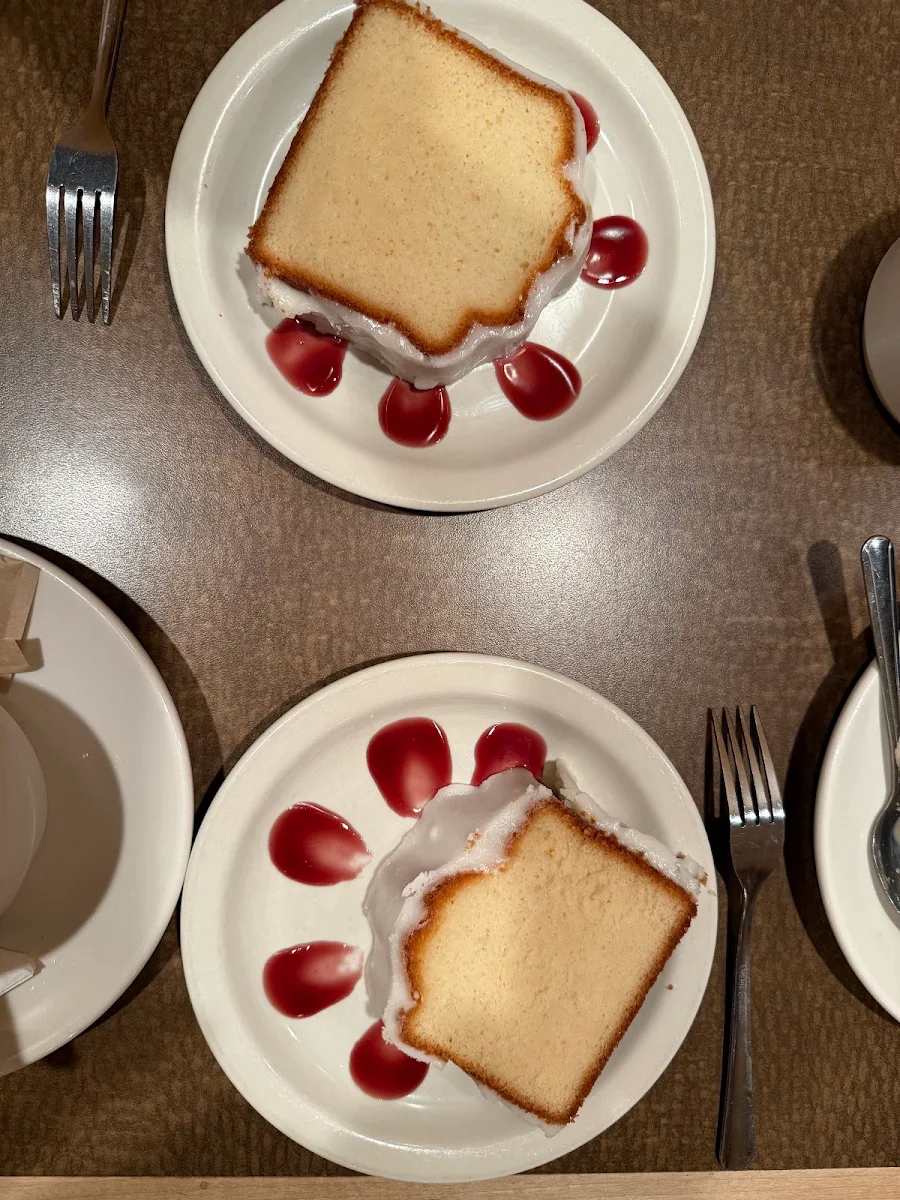 Lemon Pound Cake