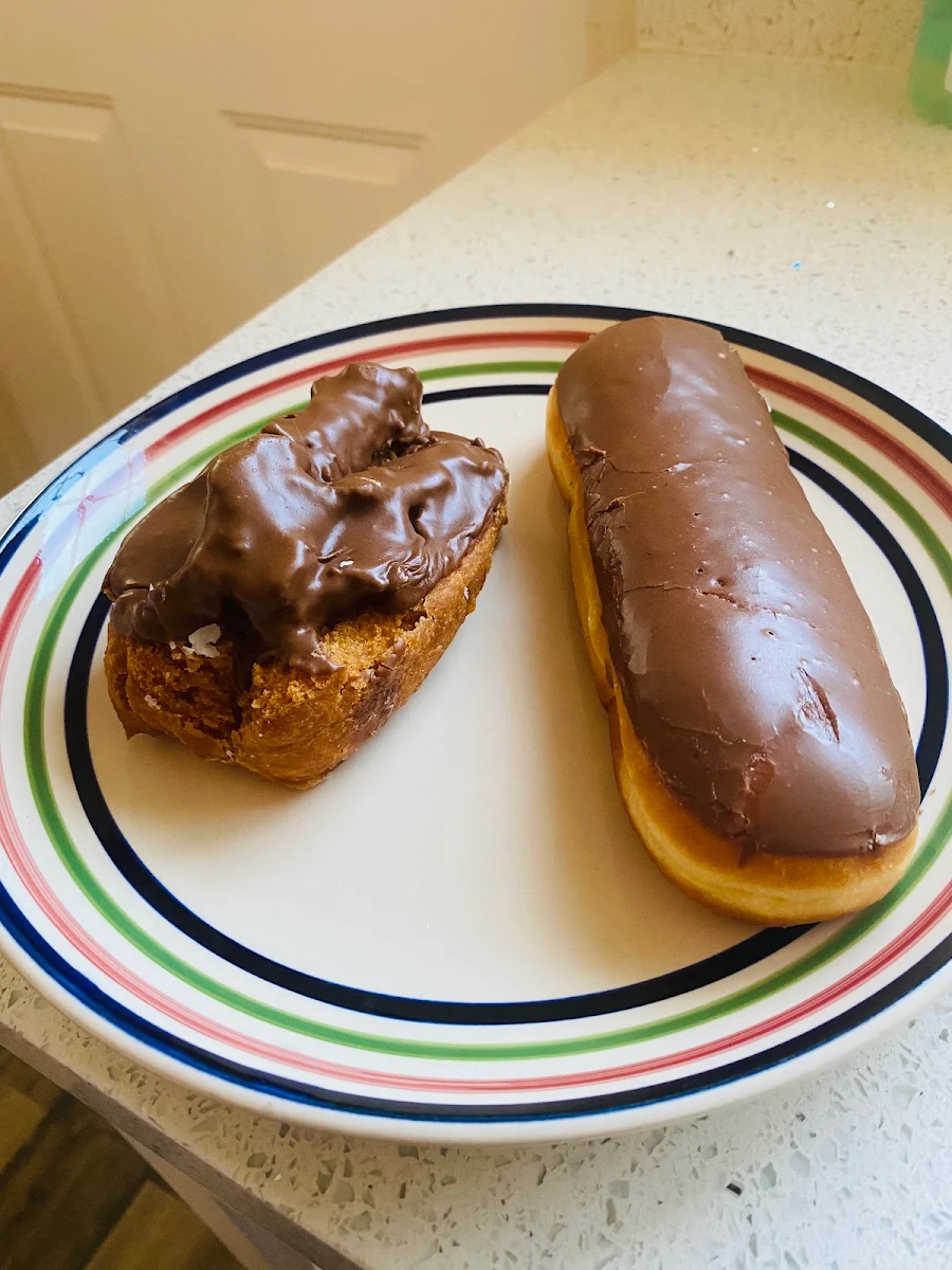 Chocolate Eclair