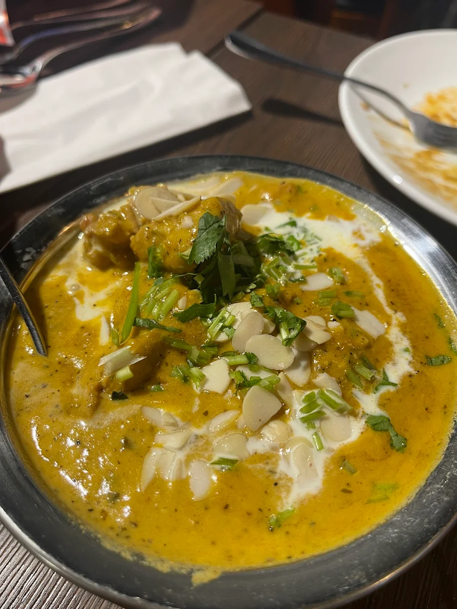 Murg Kali Mirch, Apna Meats And Grill