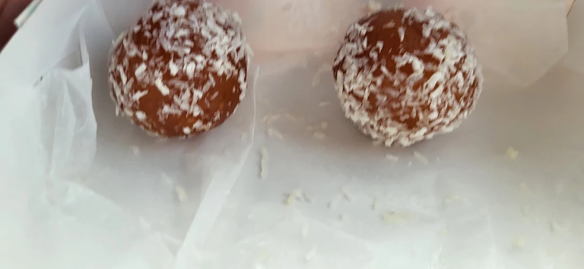 Rasgulla lb, Apna Meats And Grill