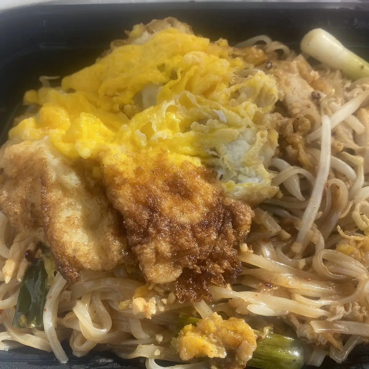 Chicken Pad Thai Noodles