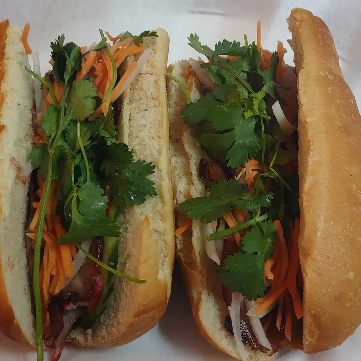 Bánh Mì Xá Xíu