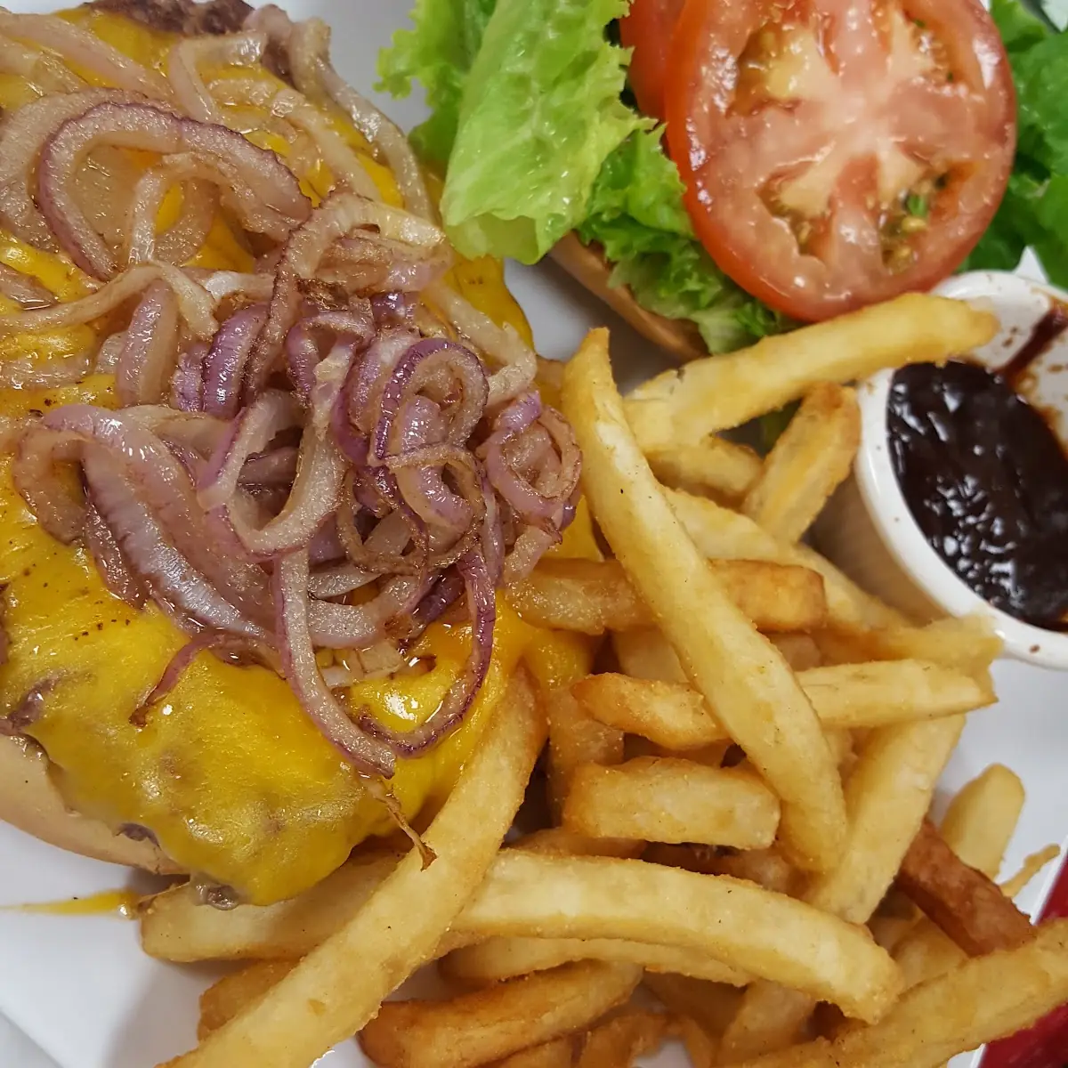 Garden Avocado Bacon Cheeseburger