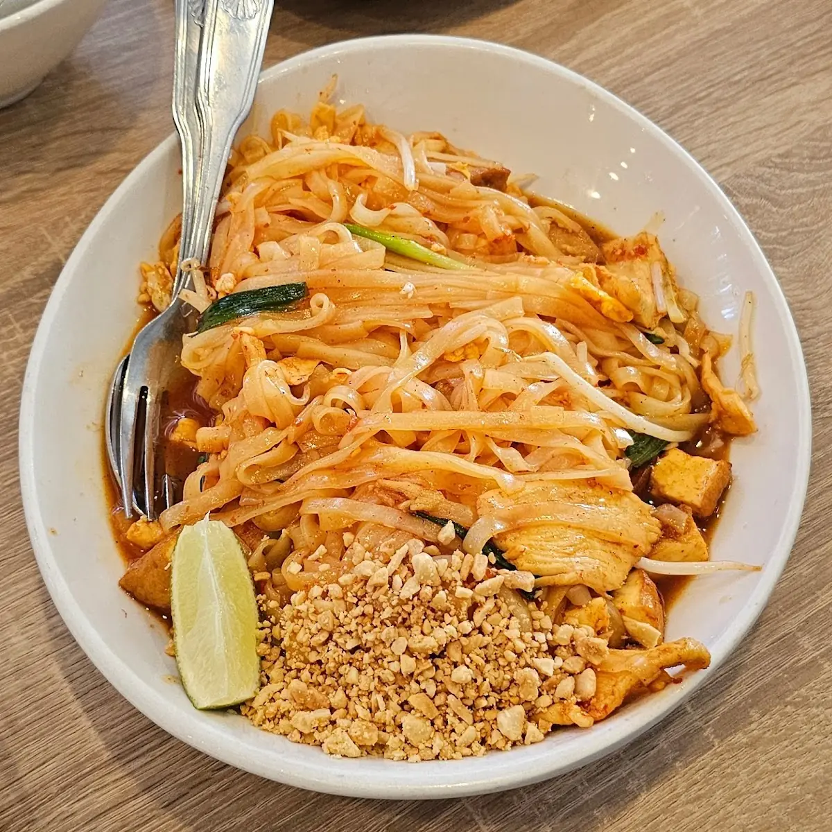 - Pad Thai