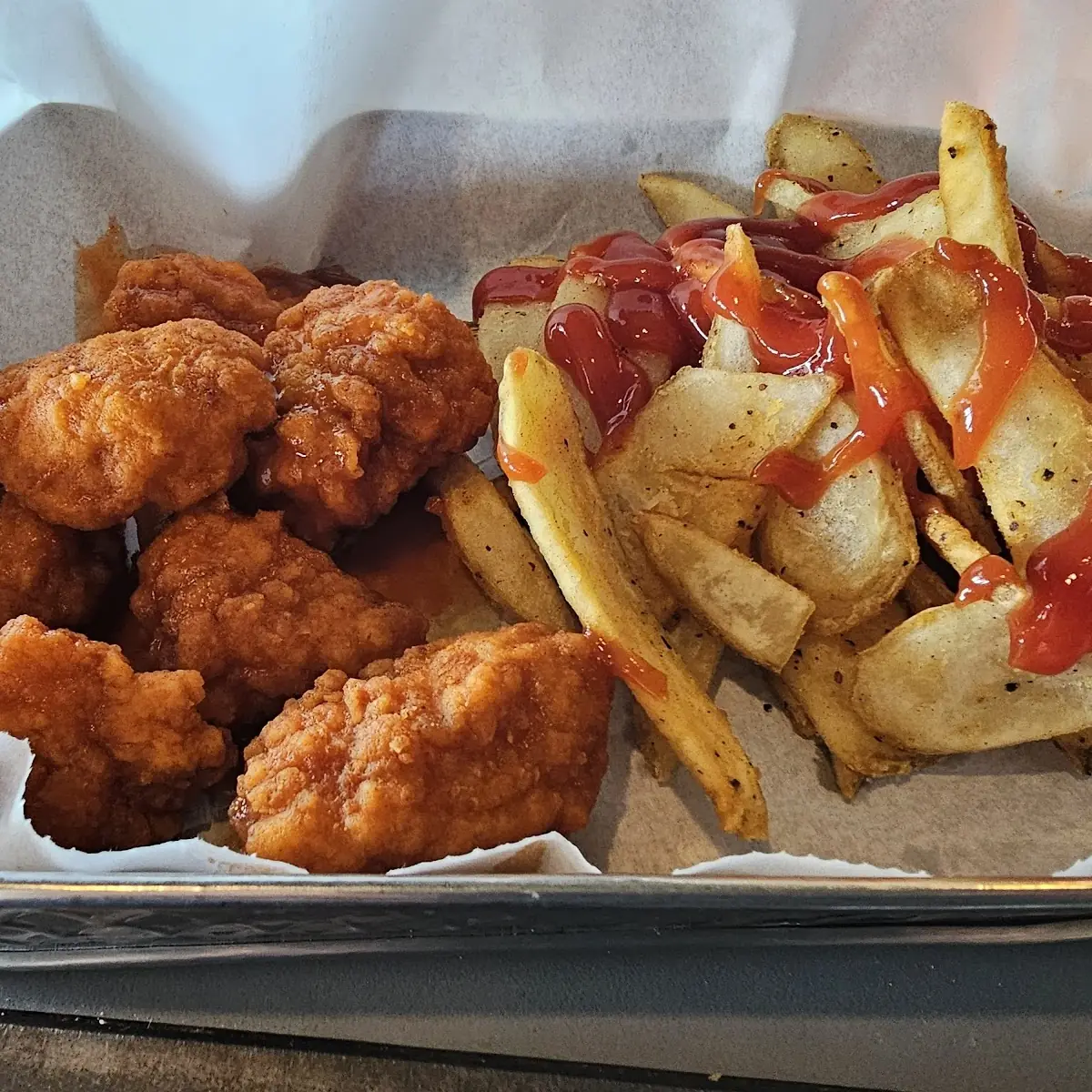 Boneless Chicken Wings with Hot Sauce