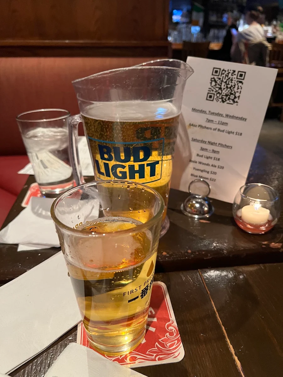 Bud Light Pints