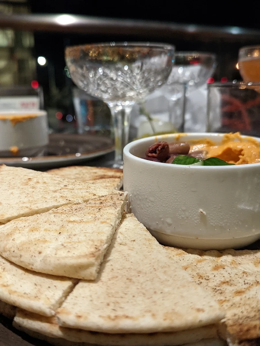 Hummus Plate