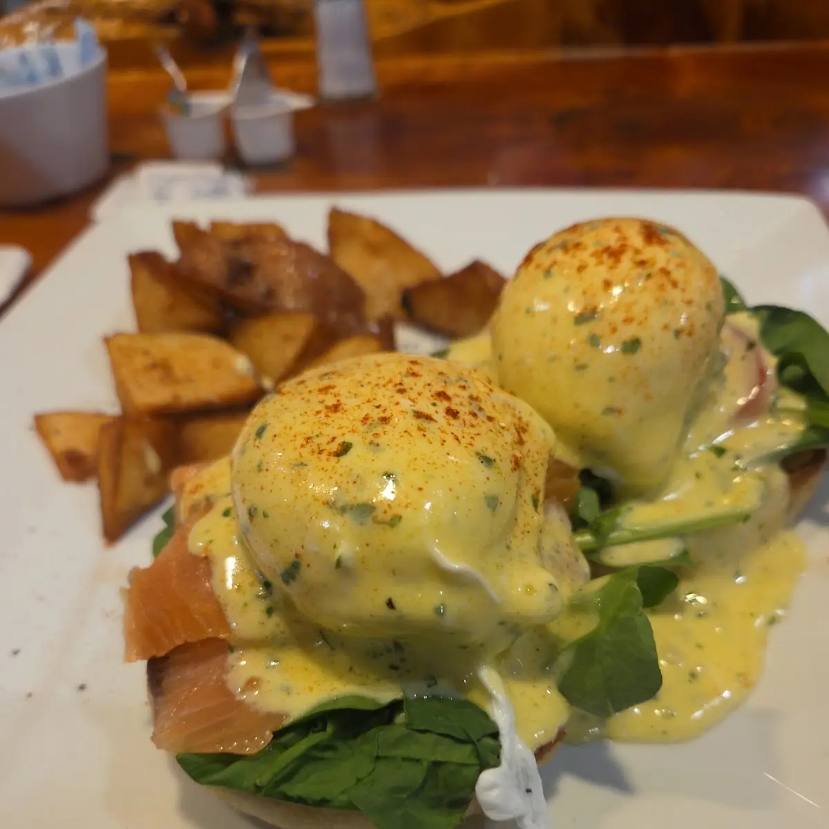 Crab Benedict