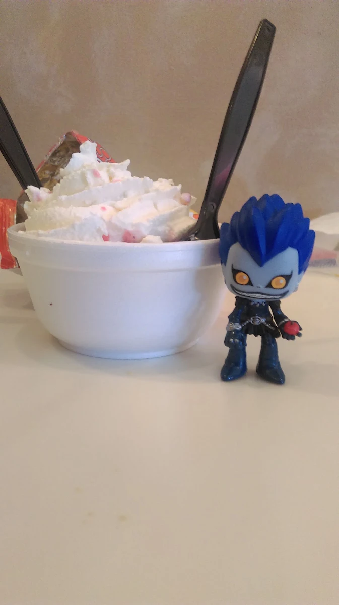 Strawberry Sundae