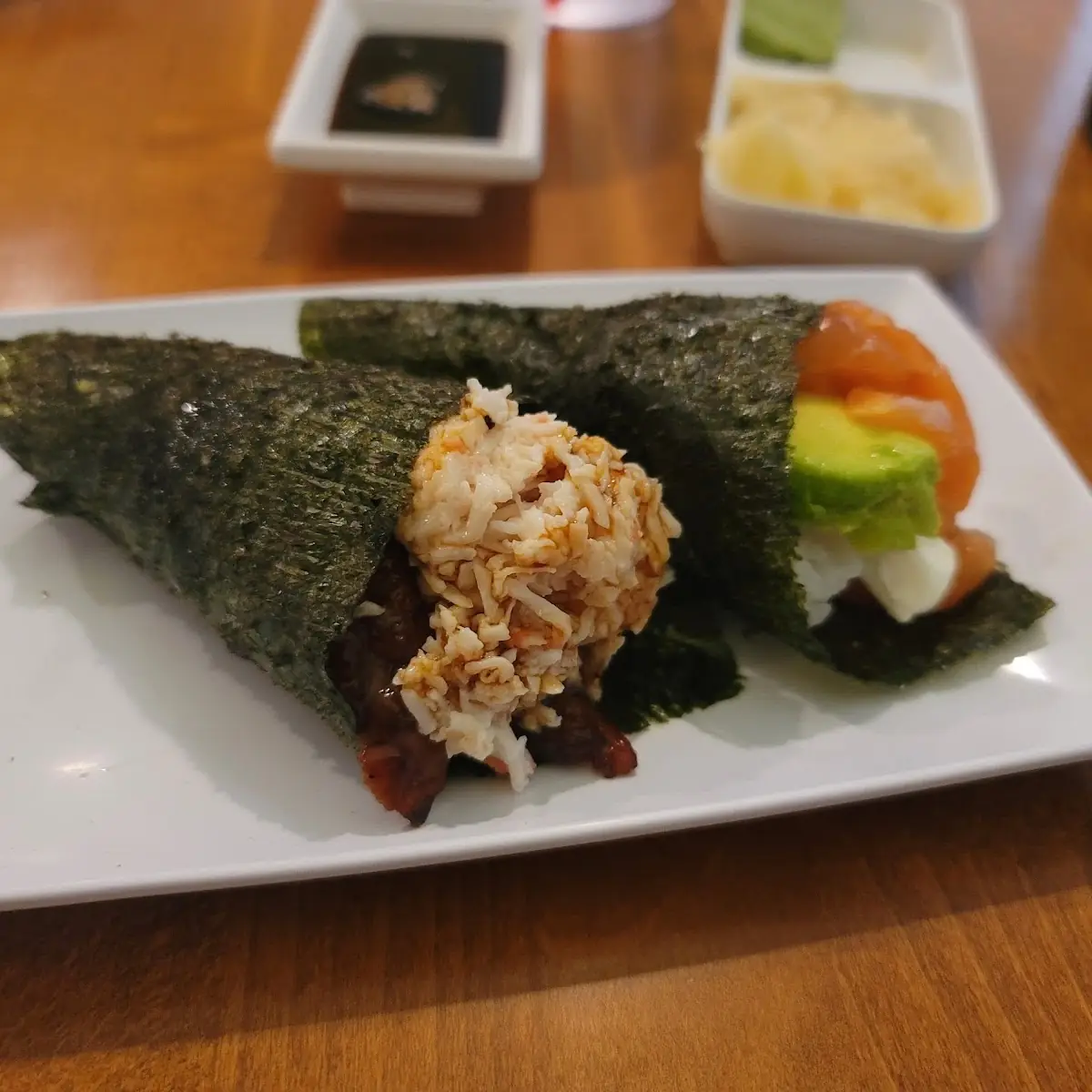 Minato 3 Hand Roll Special