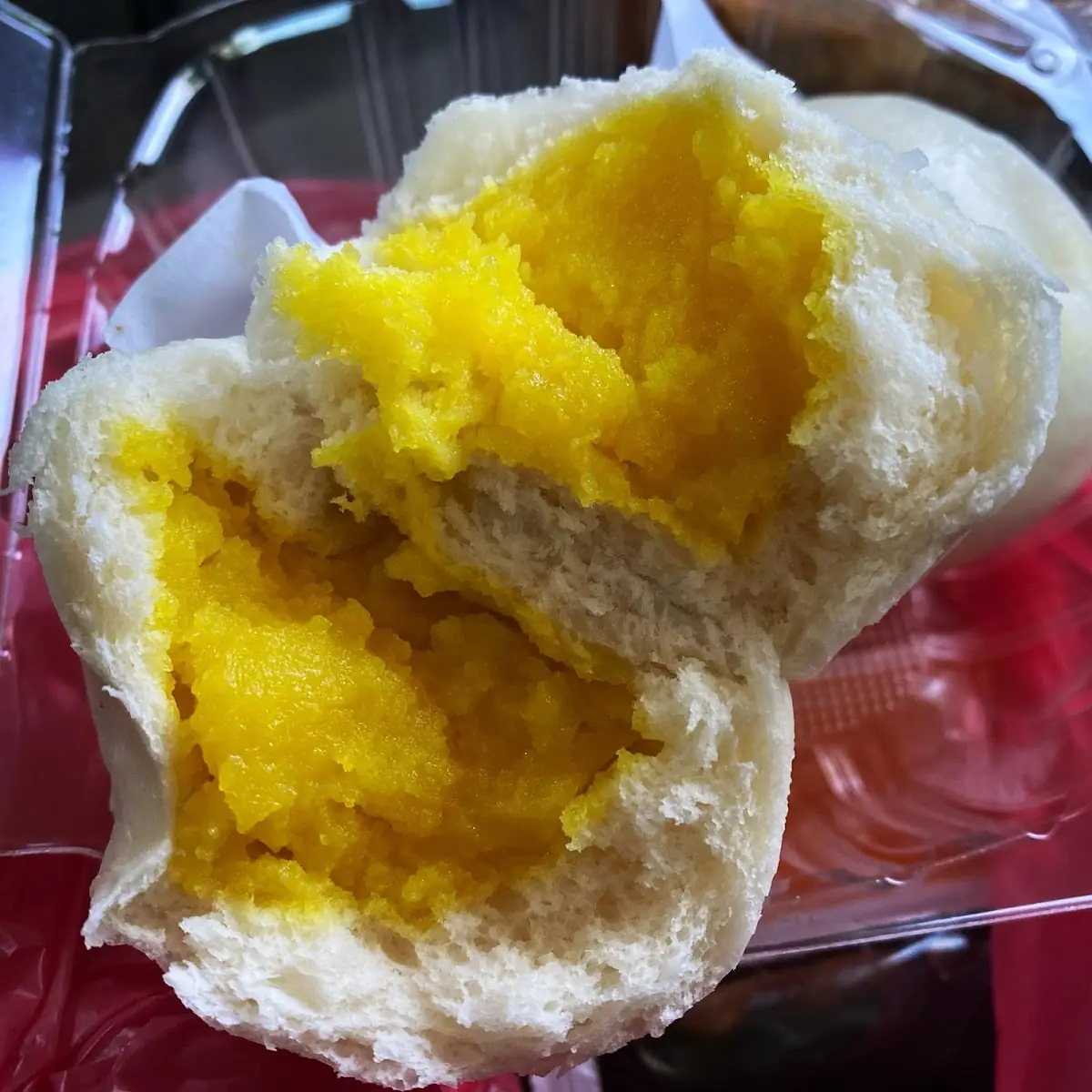 Egg Custard Buns