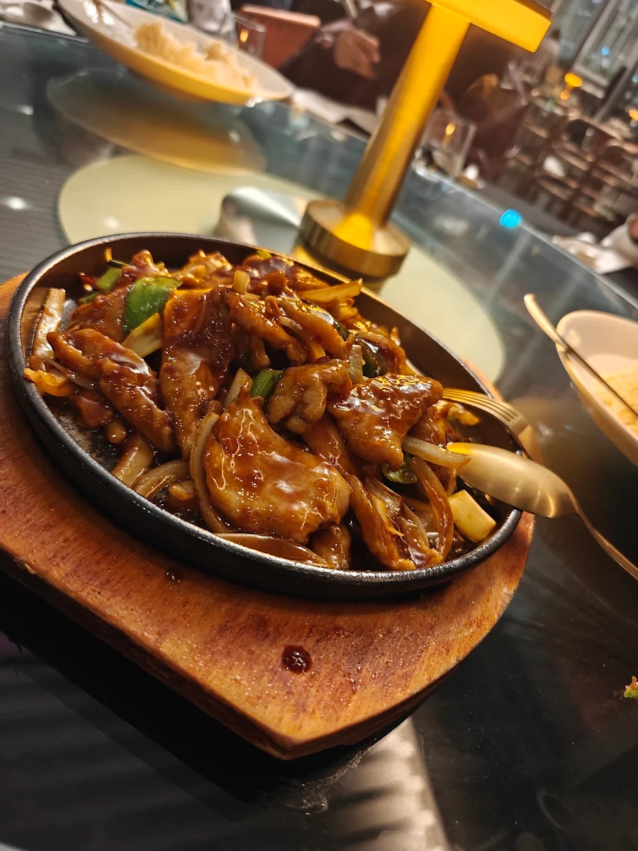 Sizzling Hotpot Chicken Fillets, Lantern On the Quay