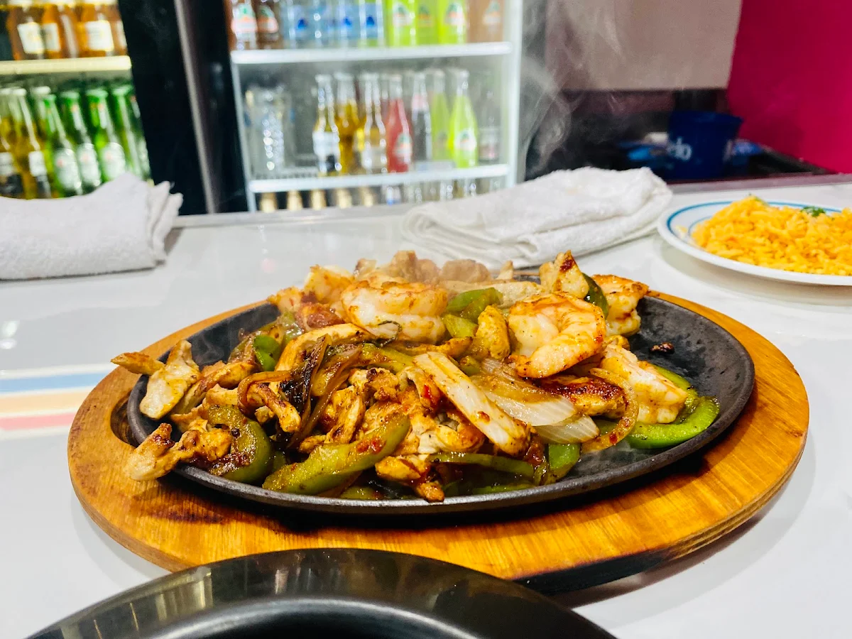 Chicken Steak and Shrimp Fajitas