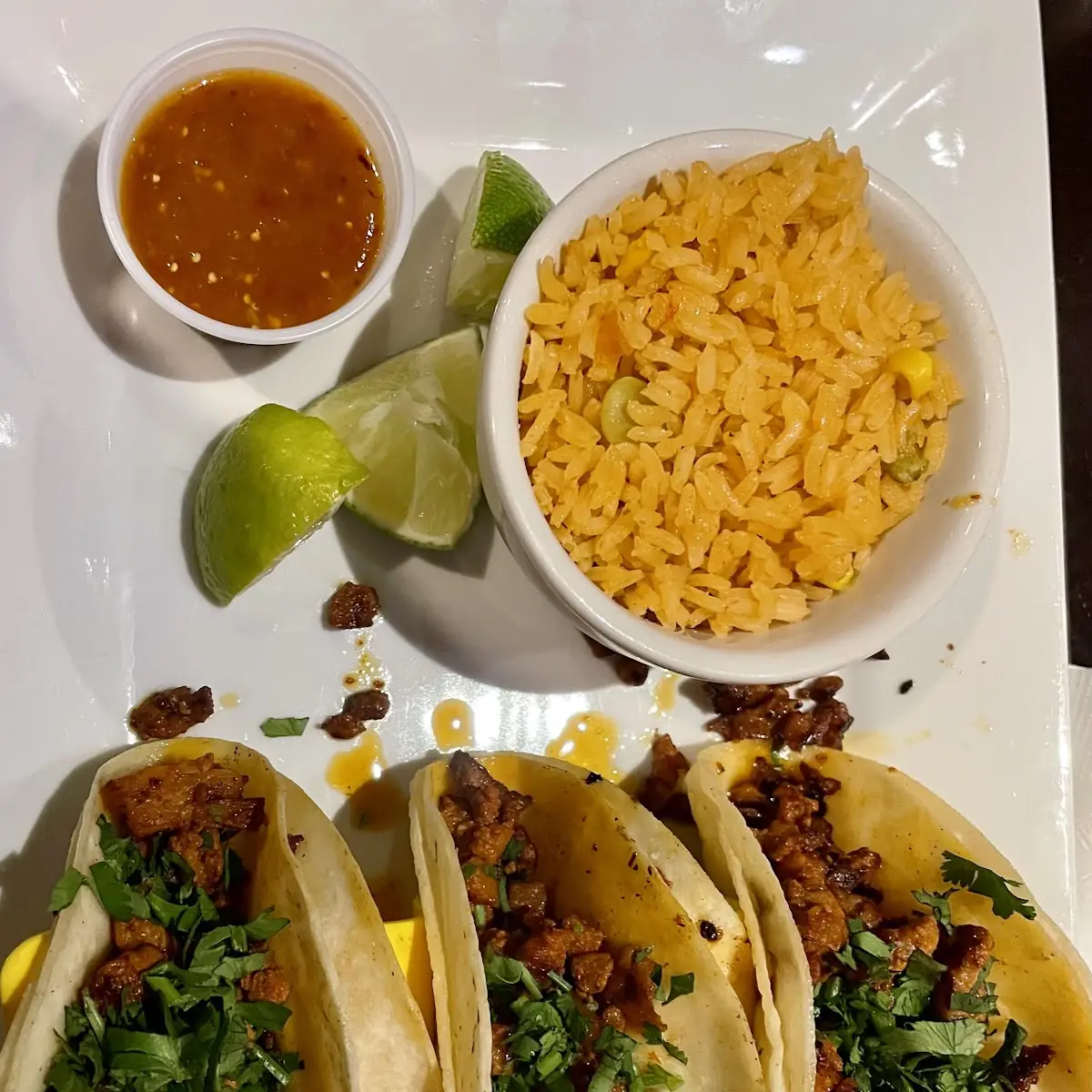 Tacos de Pescado Asado / Grilled Fish Tacos