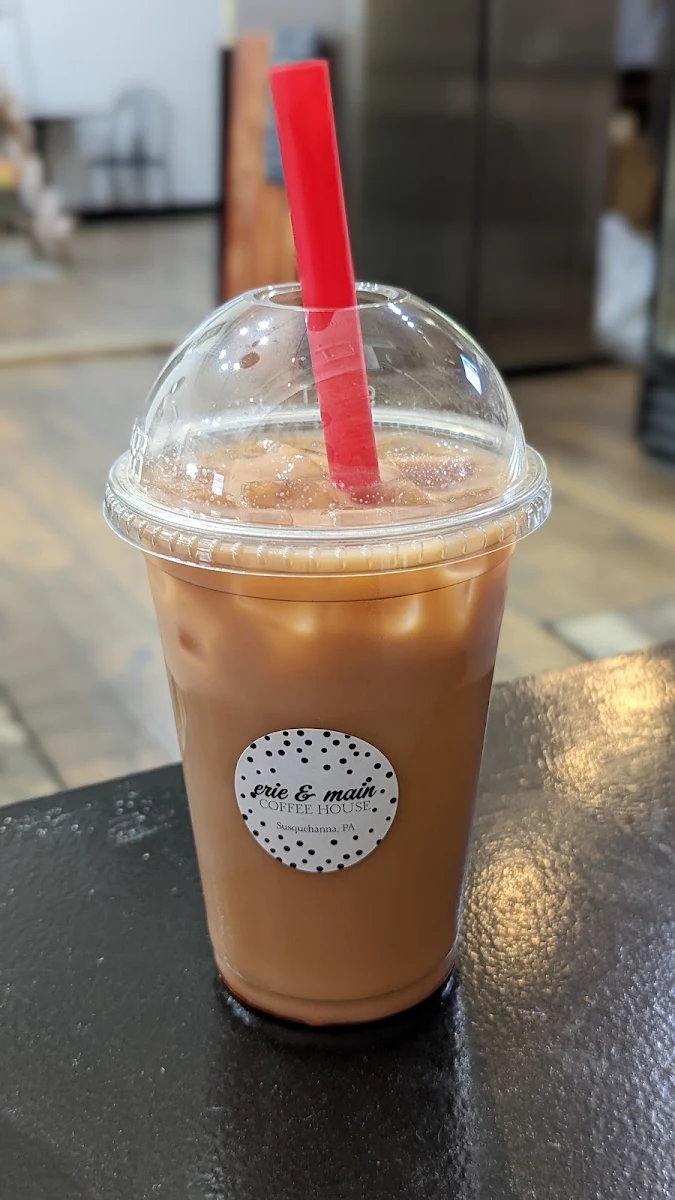 Raspberry White Chocolate Mocha Latte