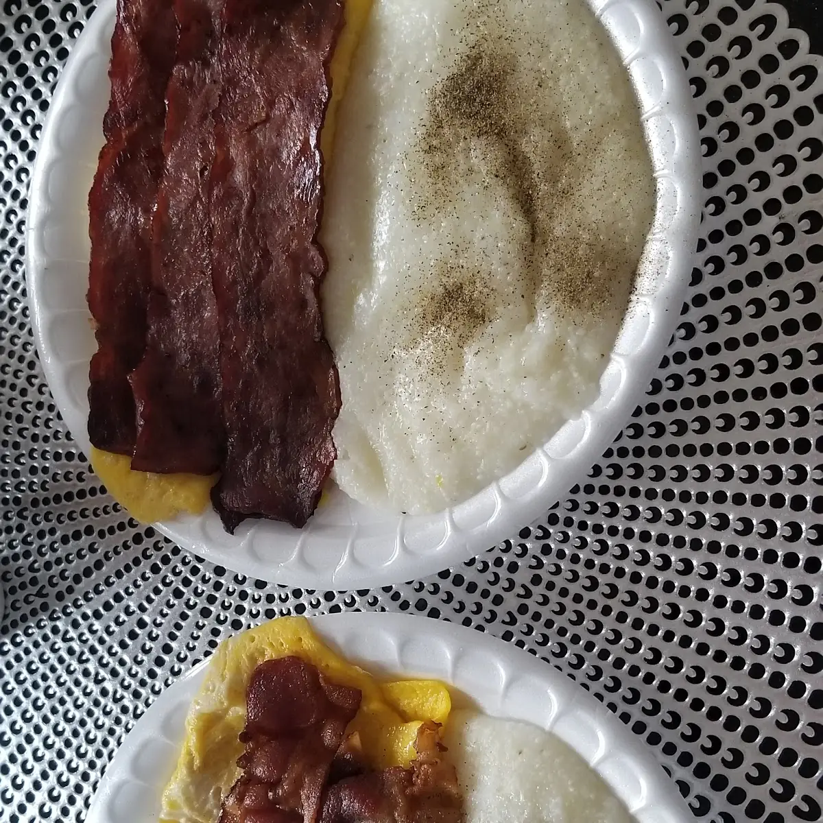 Eggs Grits&Pork Turkey Bacon
