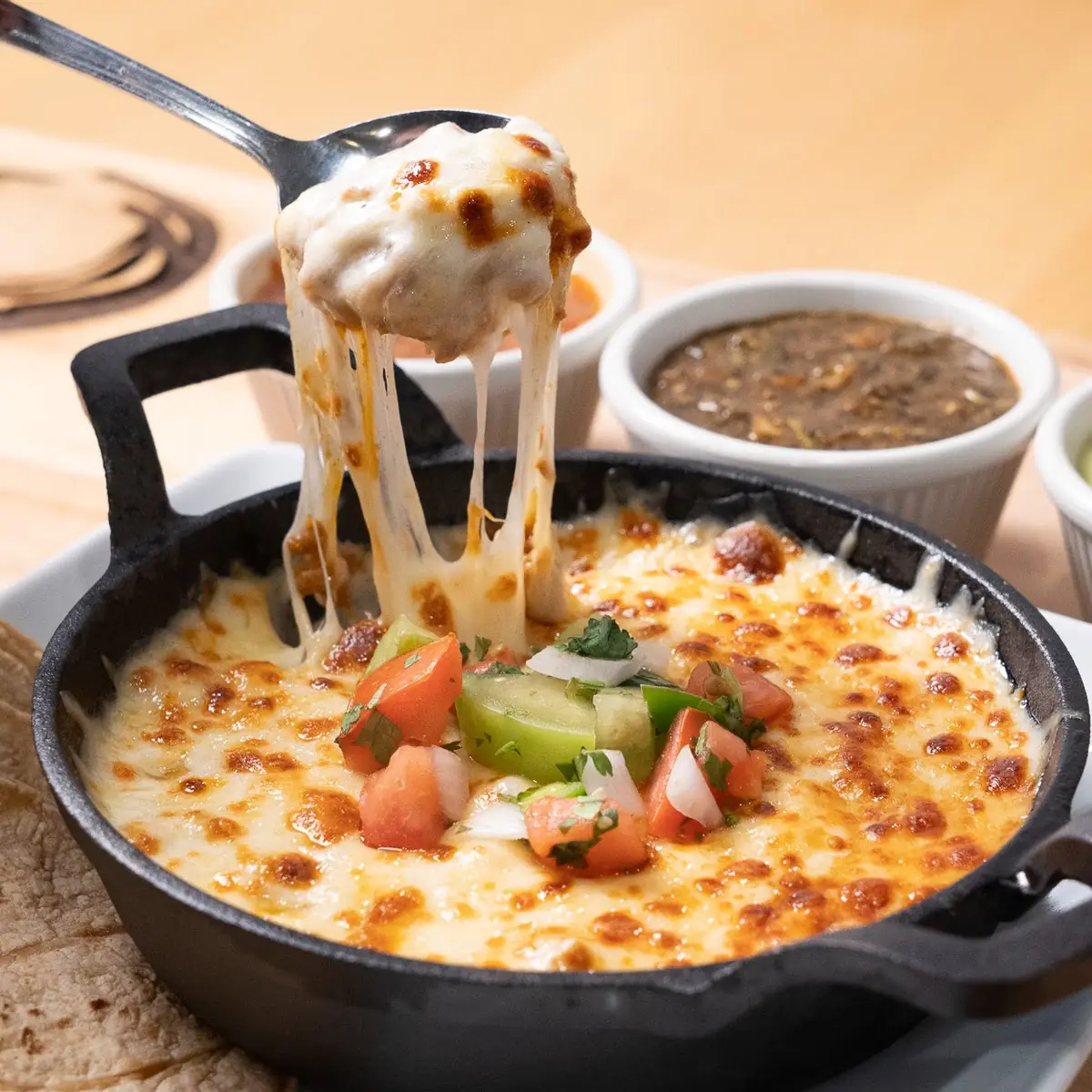 Queso Flameado