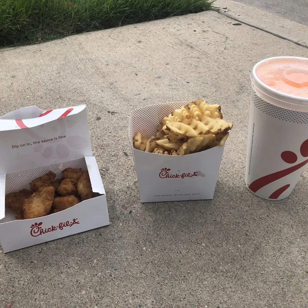 8pc Chicken Nugget Combo