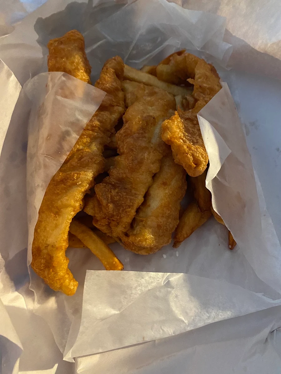 Mac and Cheese Wedges and Chips