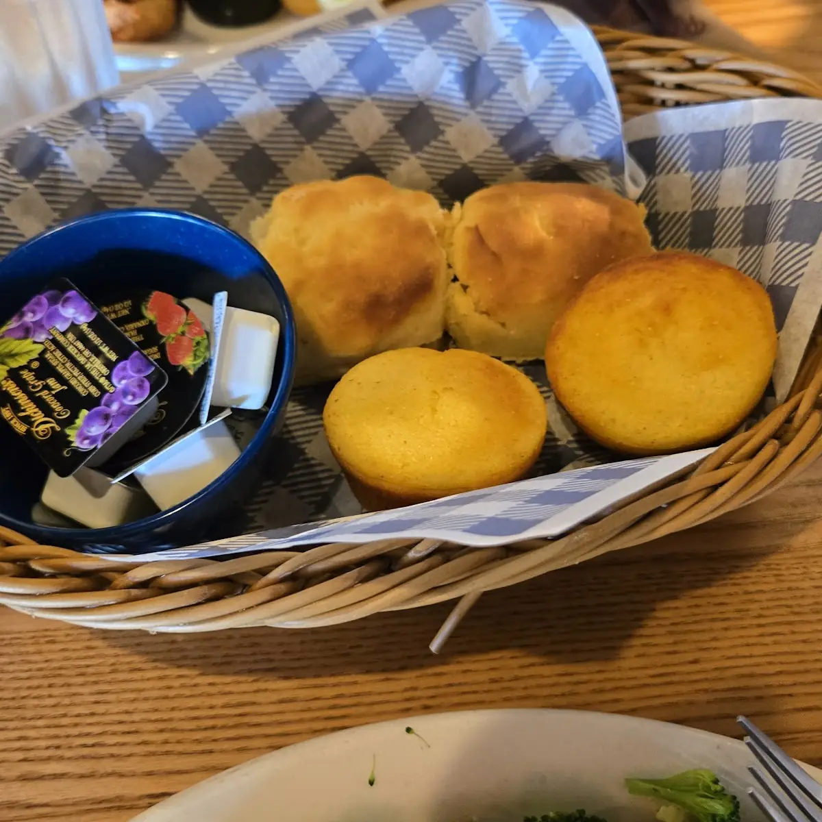 Cornbread Muffins 4
