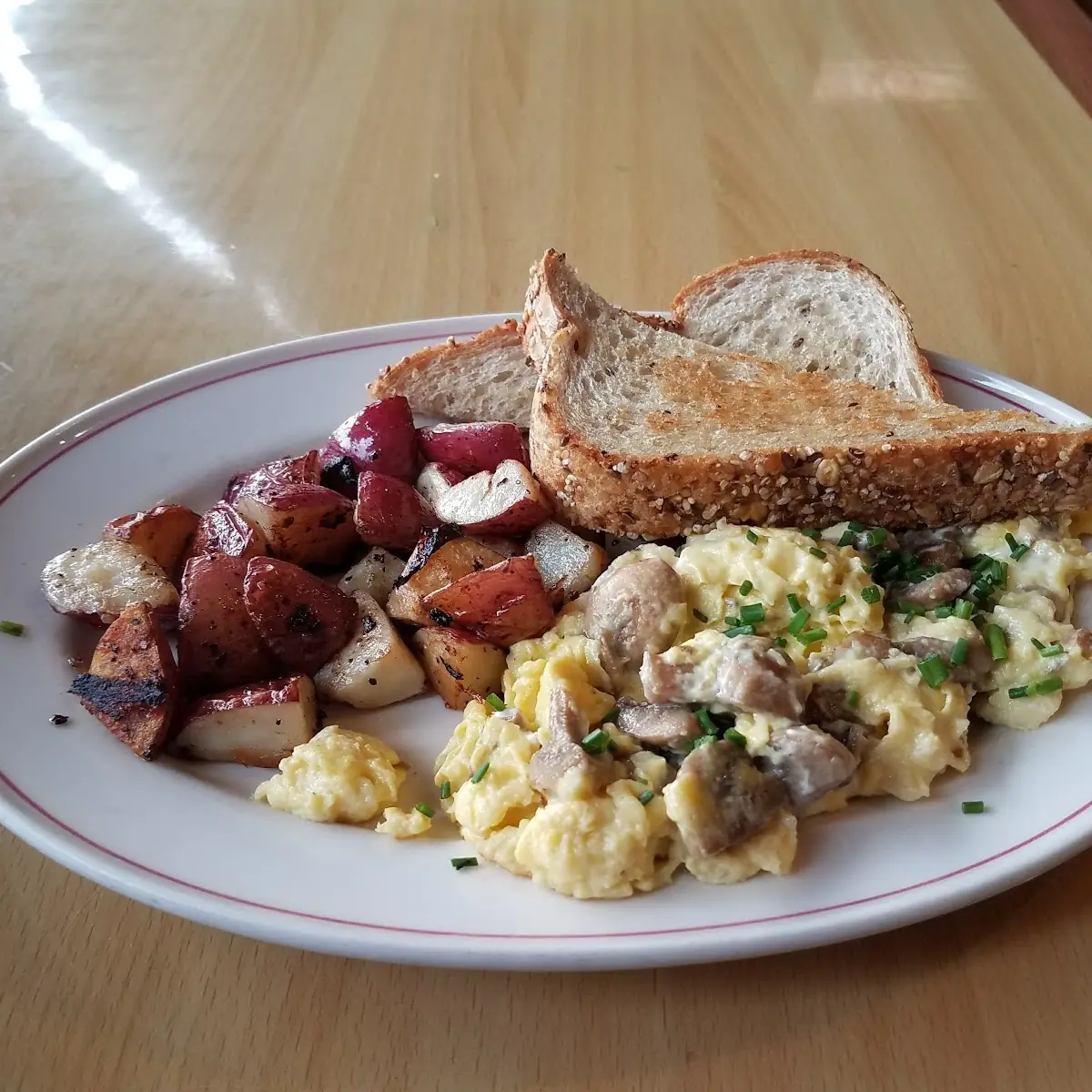 Mushroom & Goat Cheese Scramble