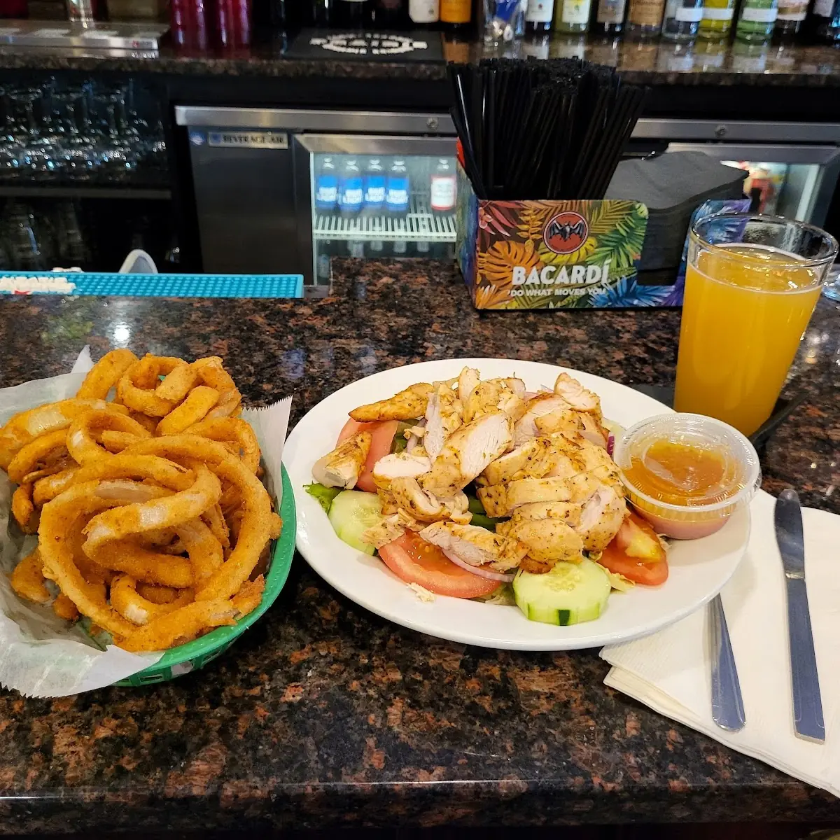 Salad w Grilled Chicken Breast
