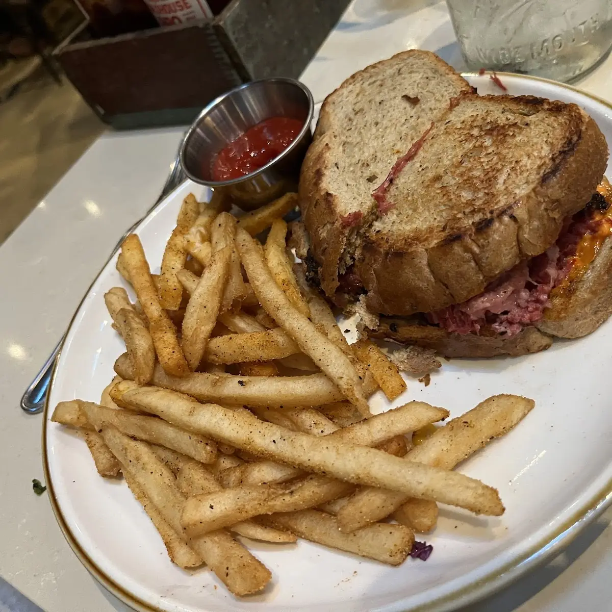 Roadhouse Pastrami Sandwich