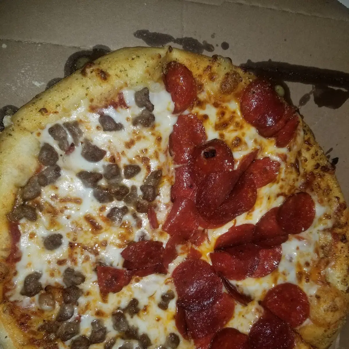 Hand Tossed 1 2 Pepperoni 1 2 Hamburger