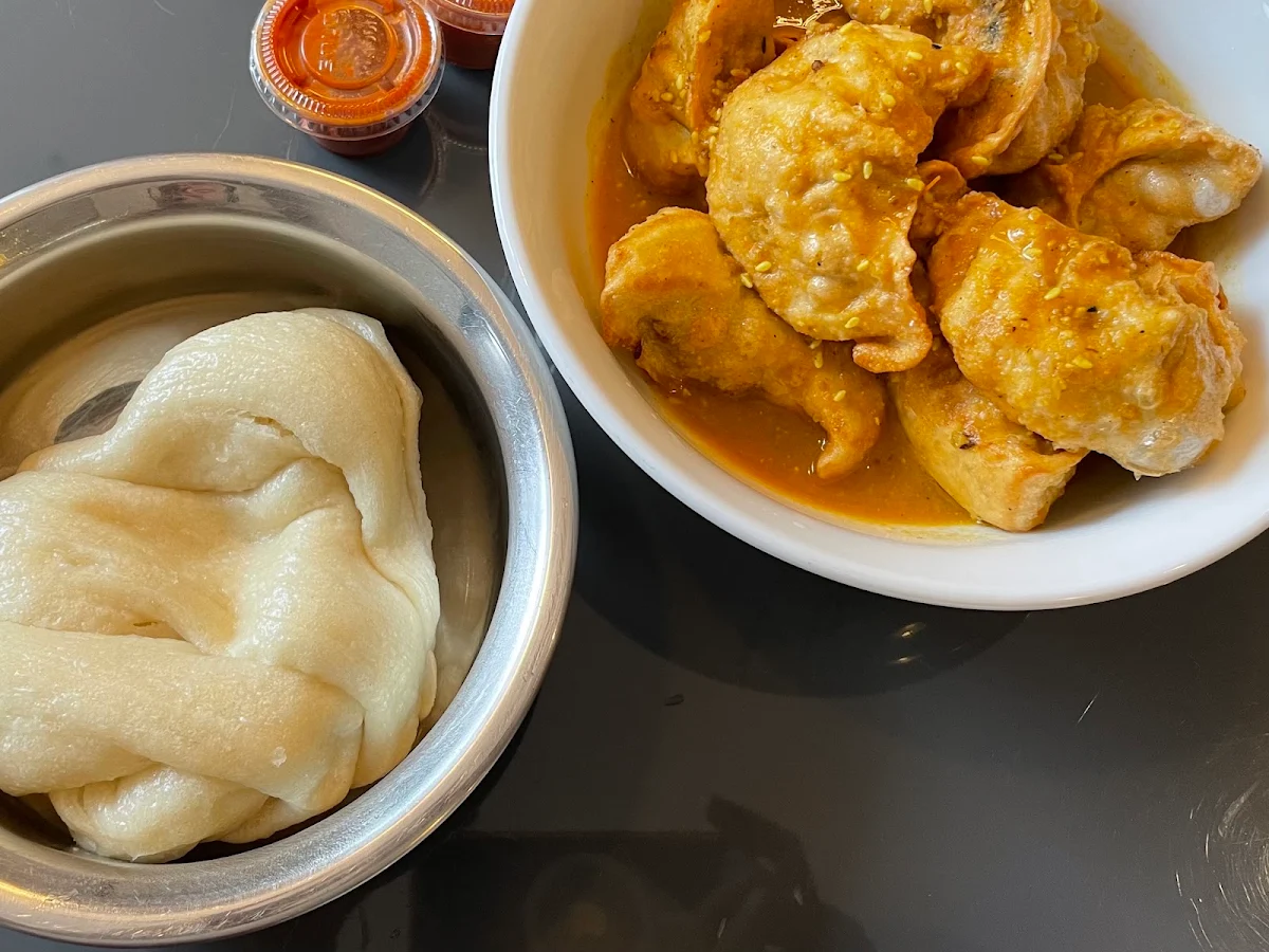 Vegetable Jhol Momo and Steamed Bun