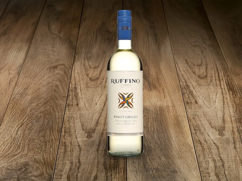Ruffino Lumina Pinot Grigio Ruffino Lumina Pinot Grigio, Restaurant et bar St-Hubert