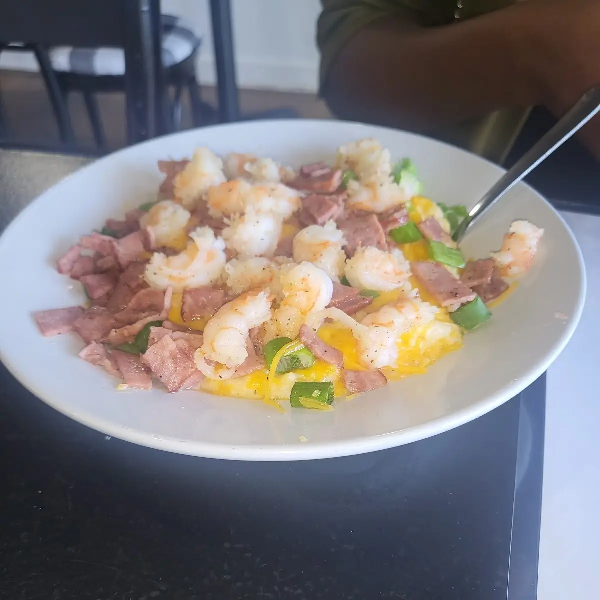 Shrimp and Grits with Turkey Bacon