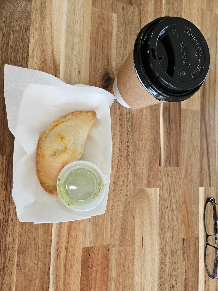 Beef&Cheddar Empanada