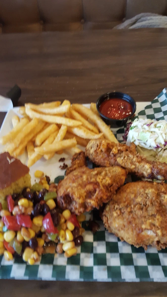 Highlights, Park & Trestle Pub and Restaurant