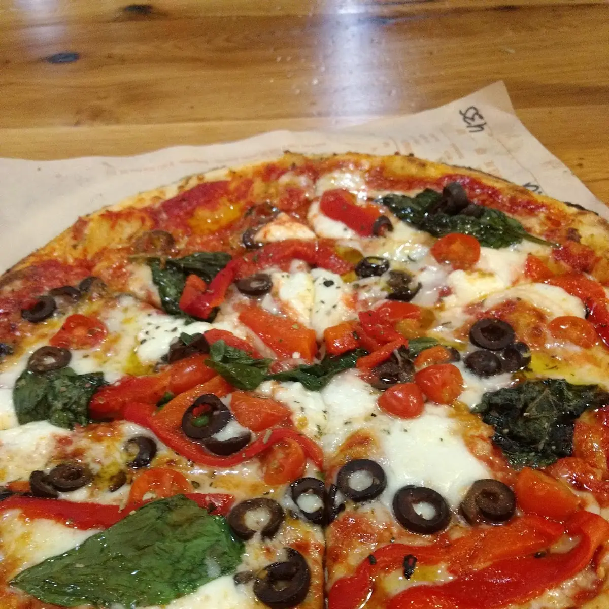 Red Vine Pizza