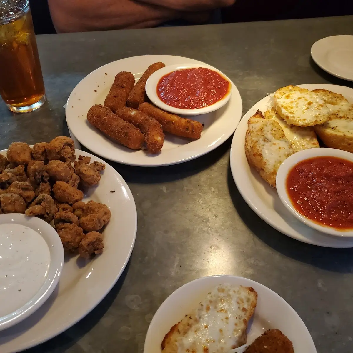 Mozzarella Sticks Garlic Bread Breaded Mushrooms